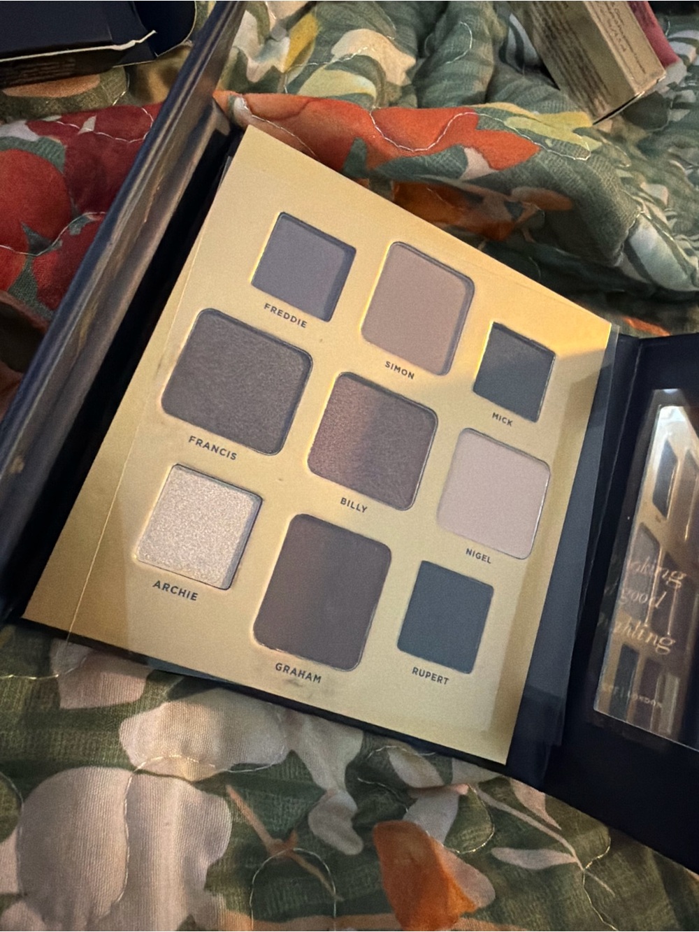 Essentials Women's Eyeshadow Palette - Blue, Gray, Purple, Silver, Cream